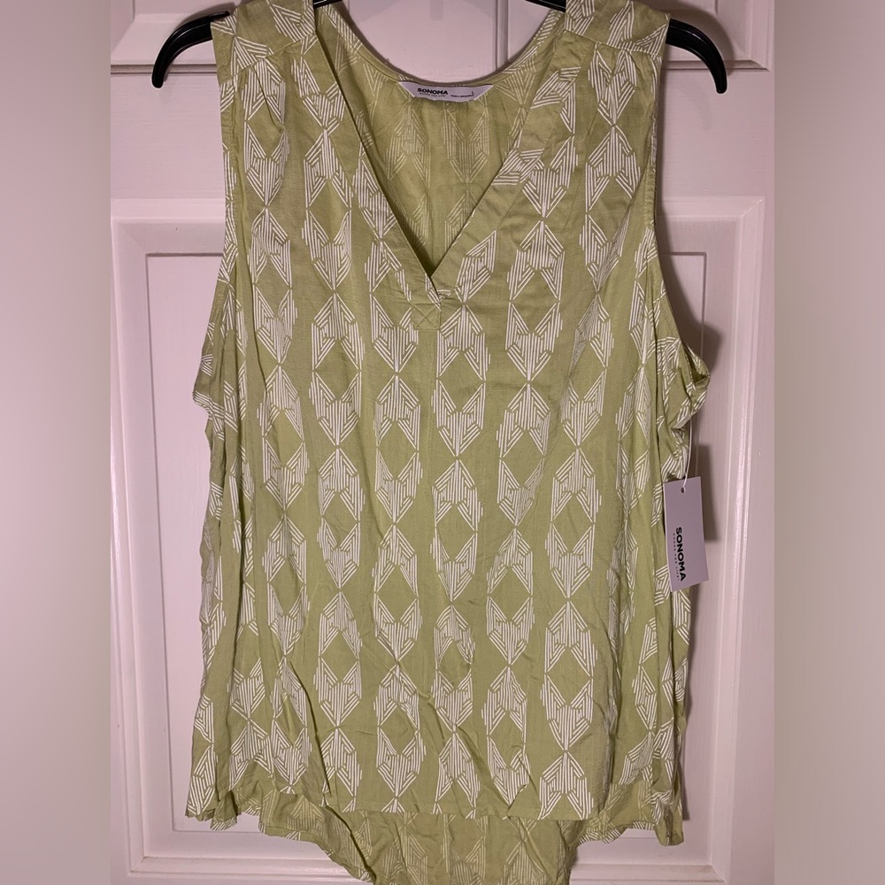 Sonoma NWT Large green and white print tank